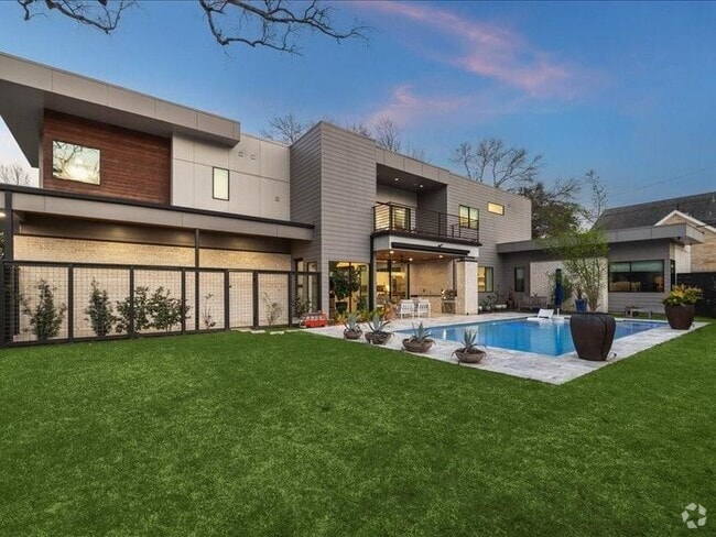 Building Photo - 1737 Libbey Dr Rental