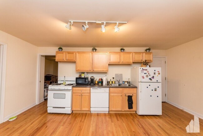 Photo - 1538 N Milwaukee Ave Unidad 4