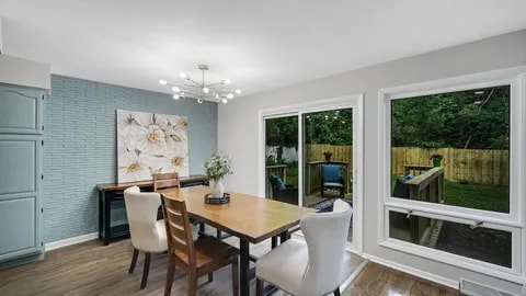 Photo - 8726 Lakewood Ave