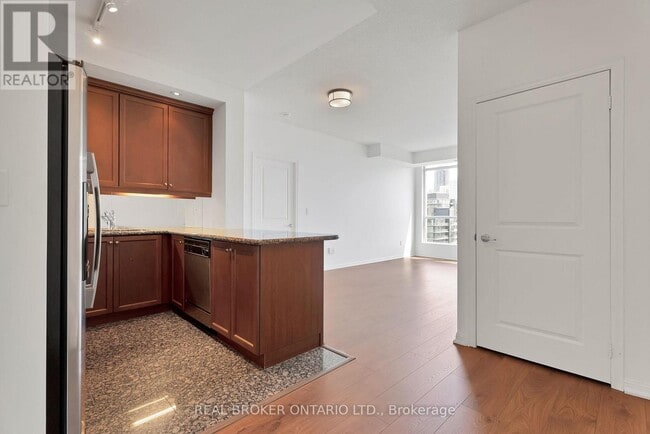 Photo - 628 Fleet St Unité 2603