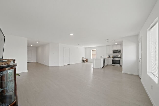 Photo - 2919 Summer Breeze Wy