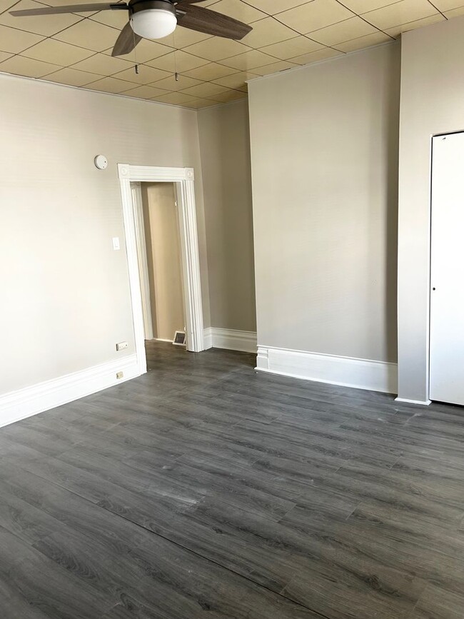 Photo - 427 Taylor St Unit 1