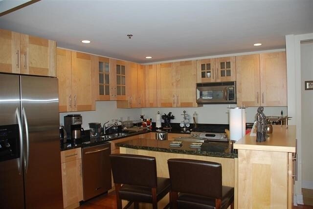 Photo - 1025 Maxwell Ln Unit 1000