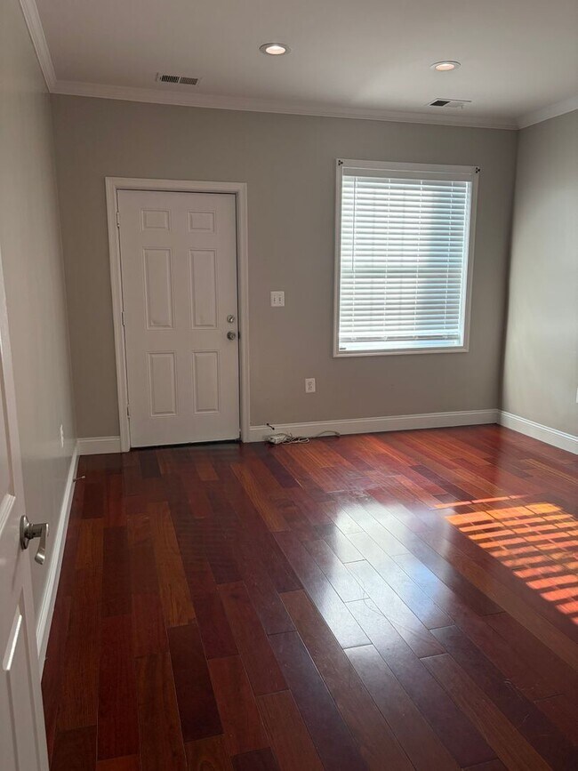1010 3rd St SE Unidad 4