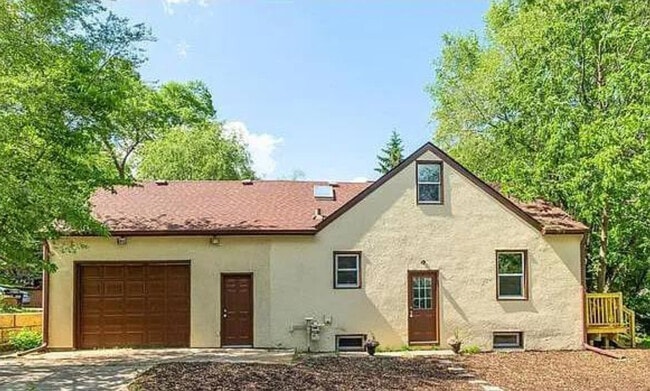 Photo - 5897 Concord Blvd