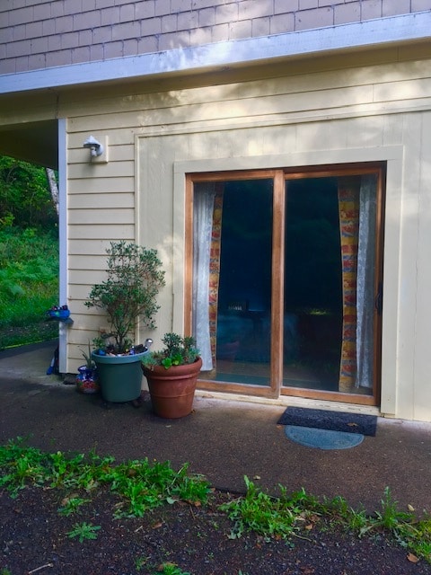Building Photo - 4485 S Schooner Creek Rd Unit In-law apartment on country road