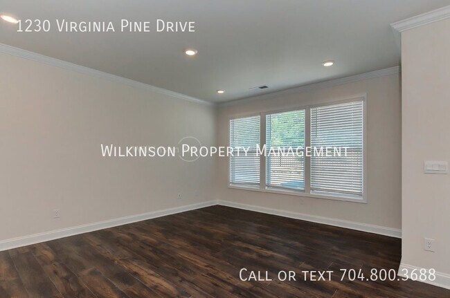 Photo - 3BD/2.5BTH Townhome in Skybrook Corners. N...