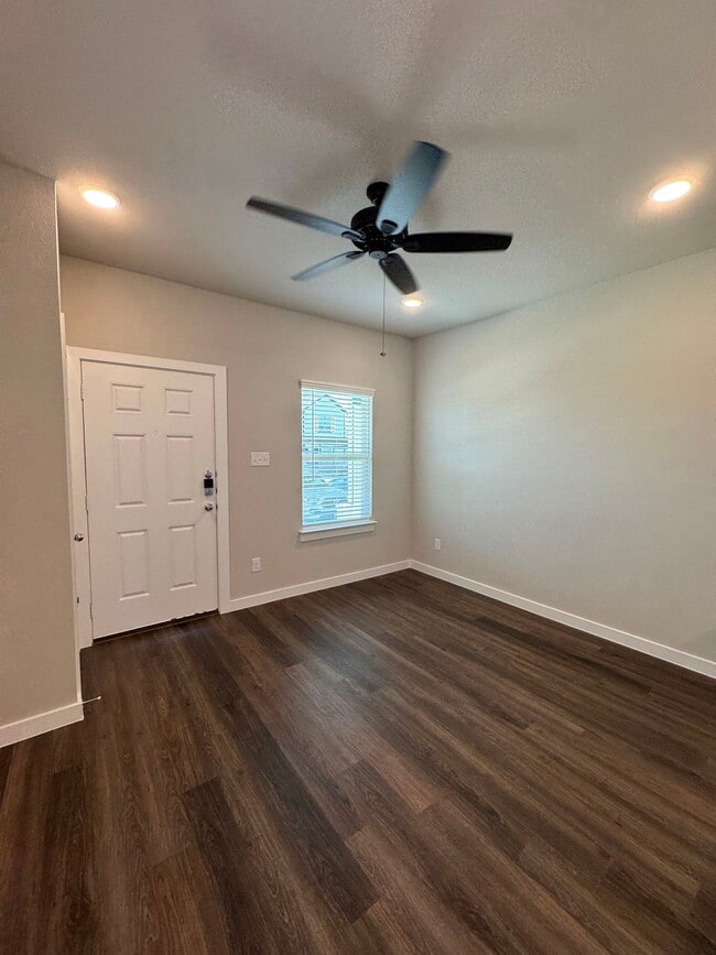 Photo - 1127 Eloise Dr Unidad 816