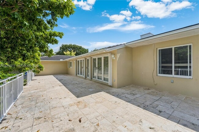 Photo - 2514 Granada Blvd