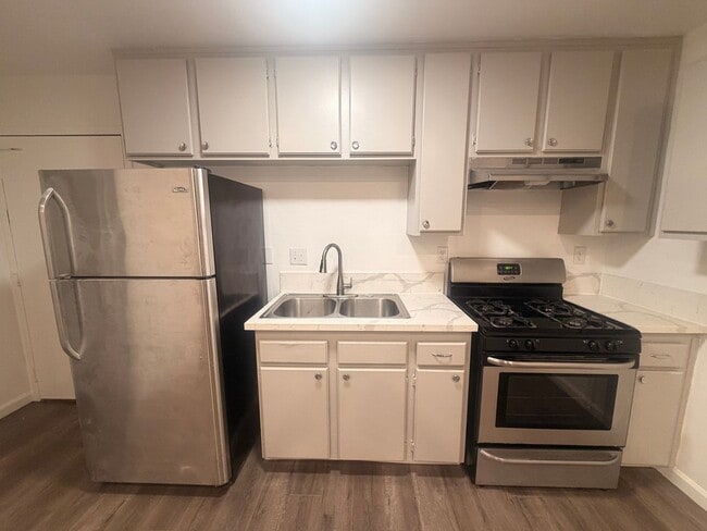 Photo - 827 S Wilton Pl Unit 204