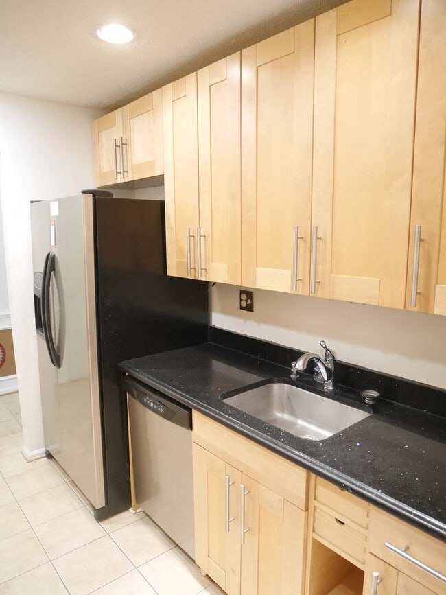 Photo - Charming Condo in Gaithersburg, MD