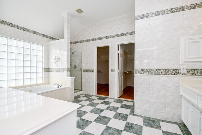 Photo - 12307 S Shadow Cove Dr