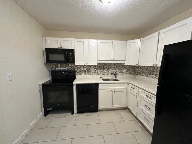 Photo - 75 Monmouth St Unit 714