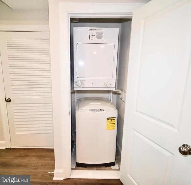 Photo - 220 Hamilton St NW Unidad C08