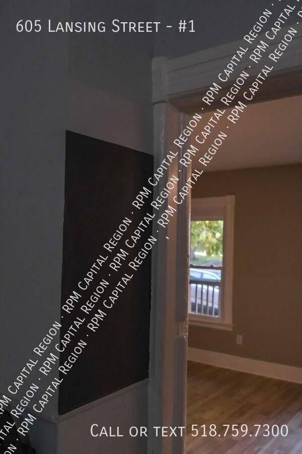 Photo - 605 Lansing St Unit #1