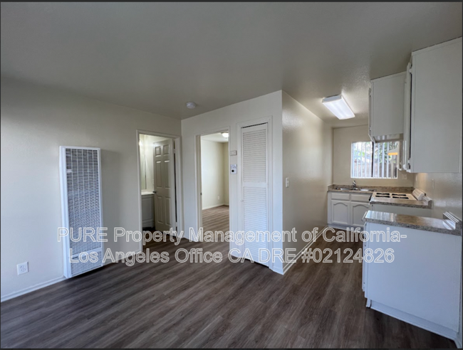 Photo - 1644 W 204th St Casa