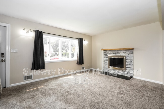 Photo - 3 Dewar Dr