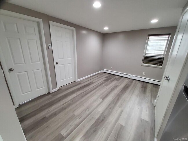 Photo - 33 Smith Clove Rd Unidad B