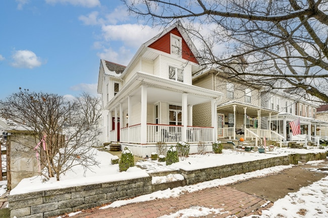 Building Photo - 1090 Michigan Ave