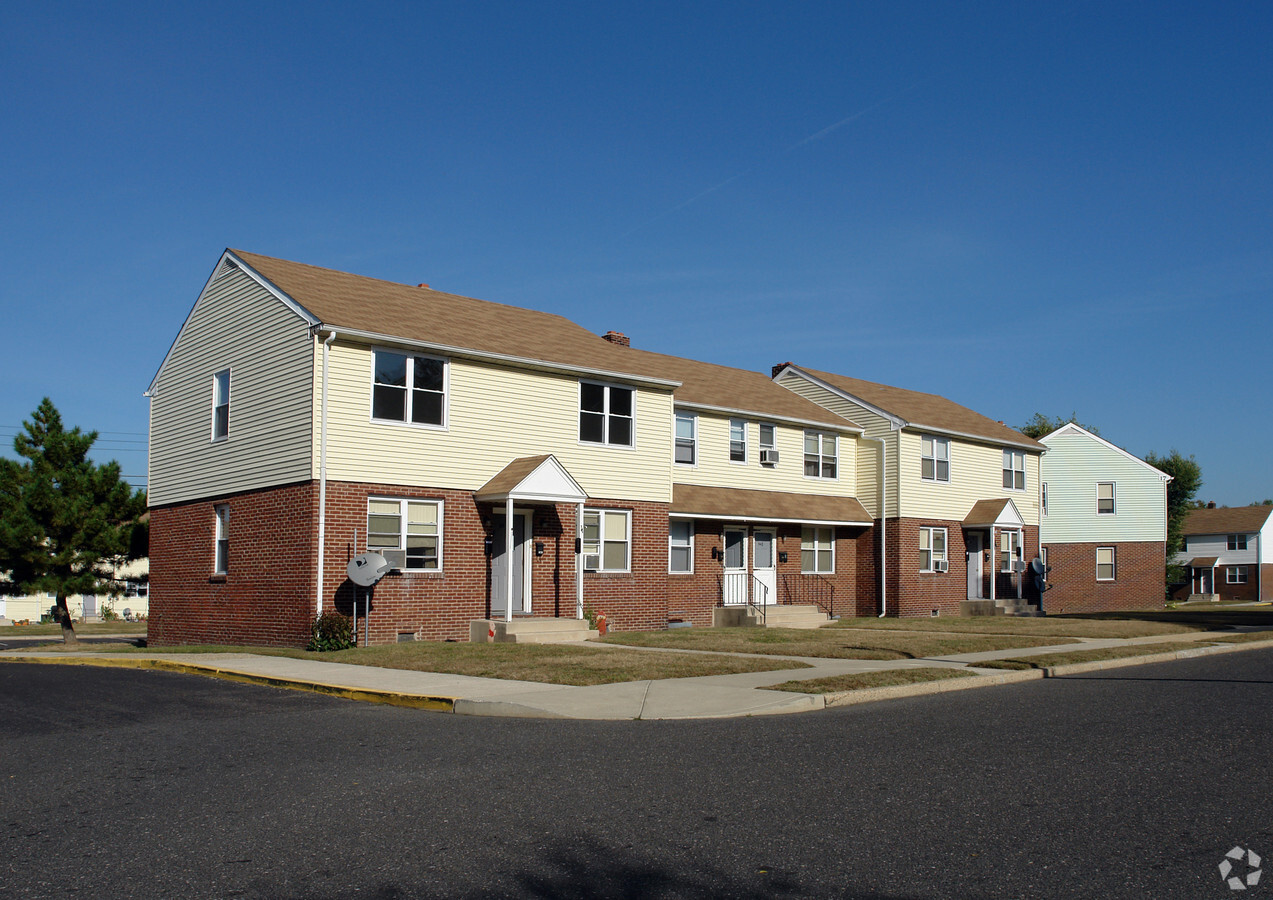 Paulsboro Gardens Apartments - Paulsboro Gardens Apartments