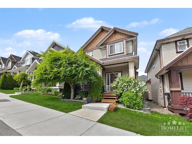Photo - 6125-6148 148 St