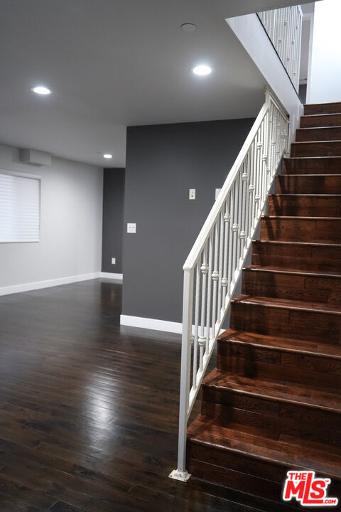 Photo - 2114 1/2 Ridgeley Dr