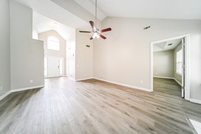 Photo - 210 Coldsprings Ct