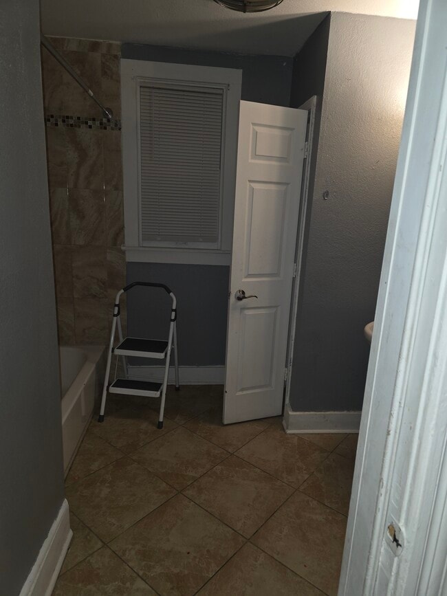 Photo - 2435 N 15th St