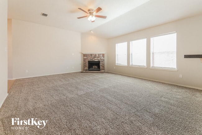 Photo - 2064 Fairview Dr