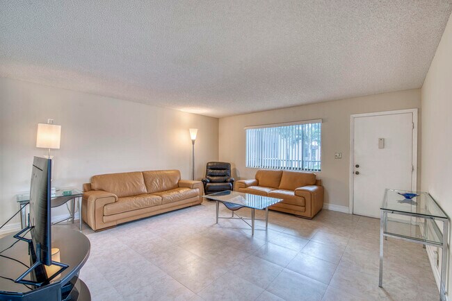 15108 Ashland Dr Unit 215