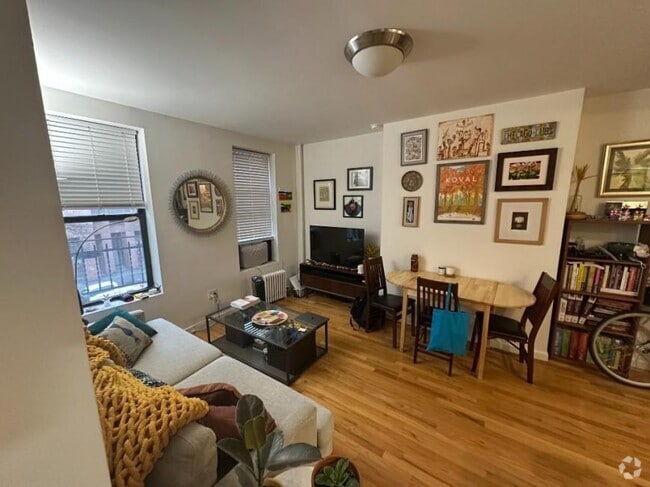 Building Photo - 2 bedroom in New York NY 10128 Unit 3F Rental