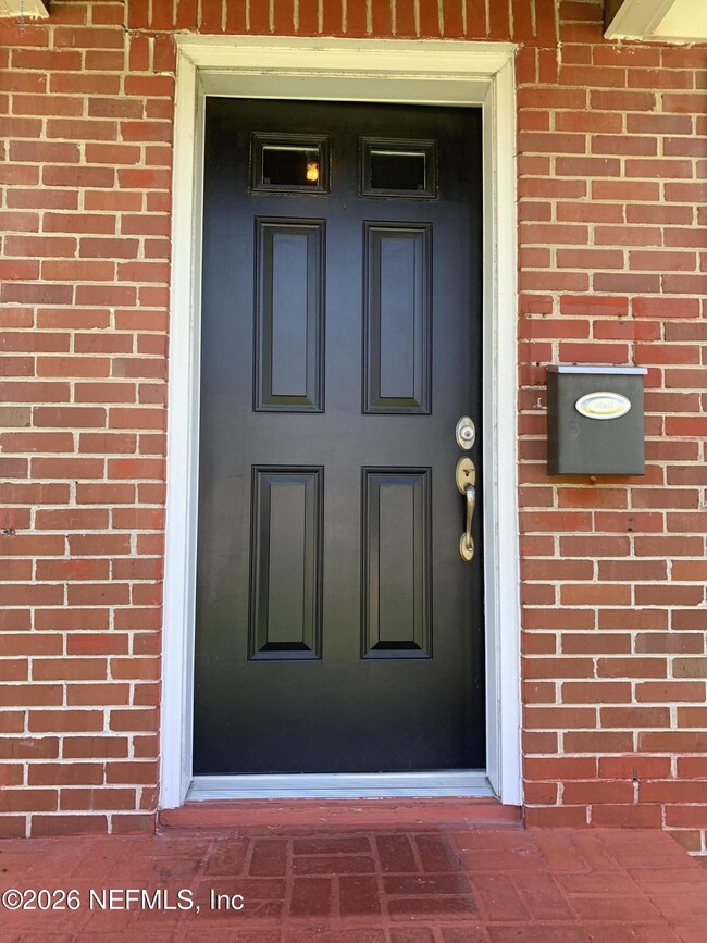 Photo - 2151 Traymore Rd