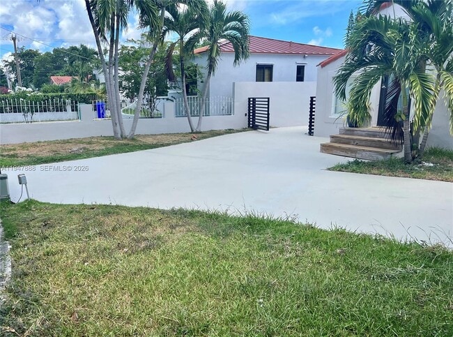 Photo - 337 SW 23rd Rd