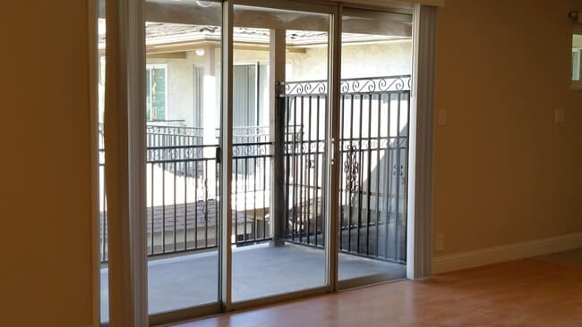 Photo - 609 Grand Fir Ave Unit Apt 7