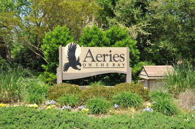 Photo - FOR RENT -  AEIRES ON THE BAY!