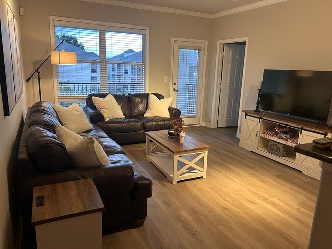 Photo - 600 13th St E Unit 642