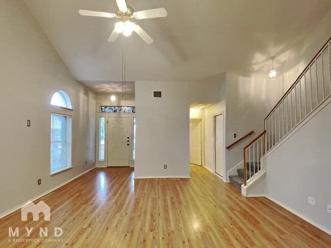 15204 Donna Jane Loop
