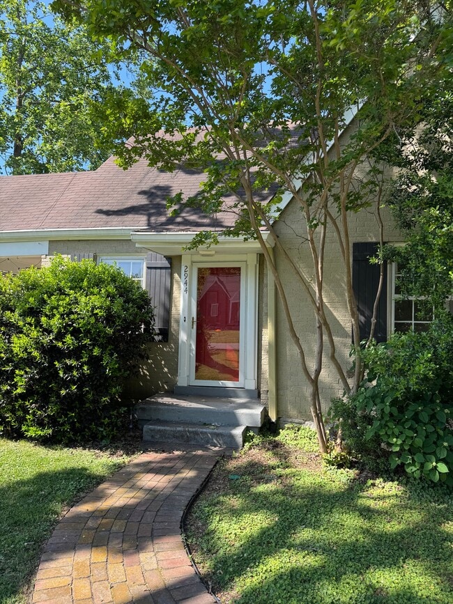 Photo - 2944 Primrose Cir