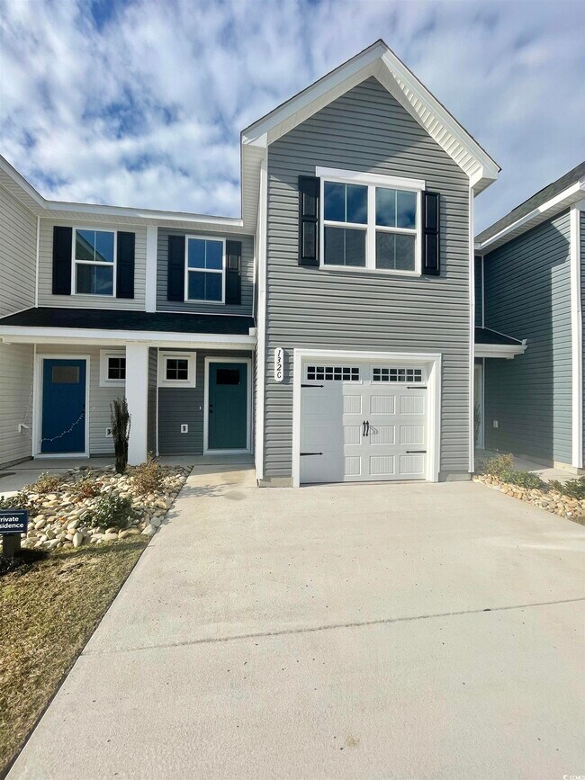Photo - 132 Villa Grande St Townhome