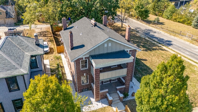 Photo - 605-607-607 S Champion Ave Unit 607