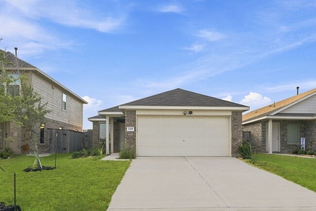 Building Photo - 7227 Gorrion Dr