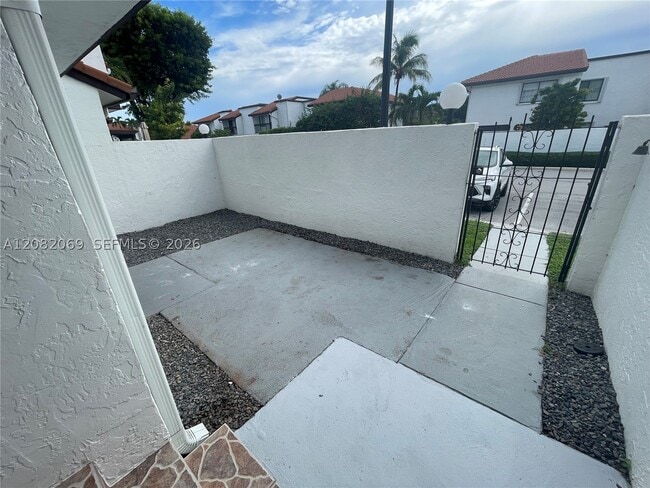Photo - 1341 SW 124th Ct Unit 4-E