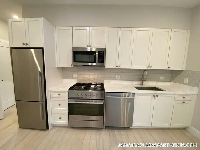 197 Green St Unit 207