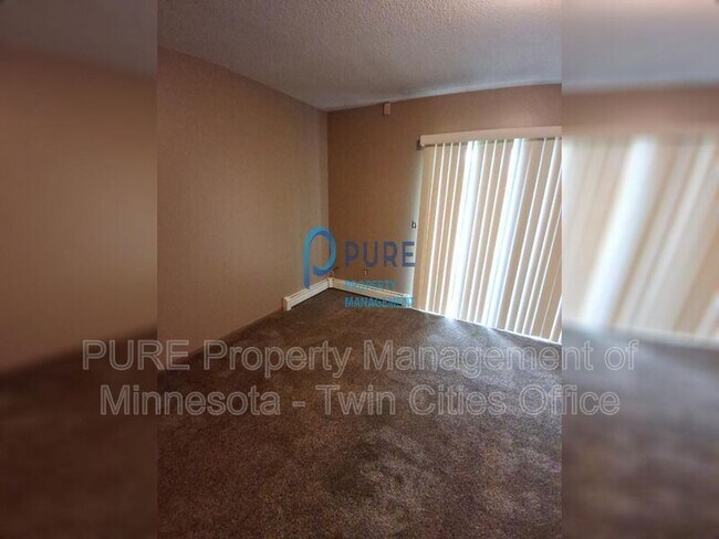 Photo - 3378 Upper 149th St W