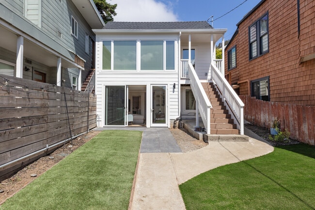 564 Chenery St Unit 159