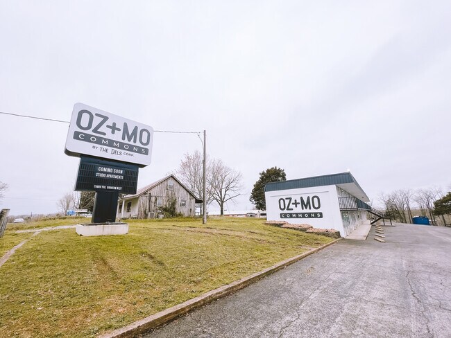 OZ+MO Commons