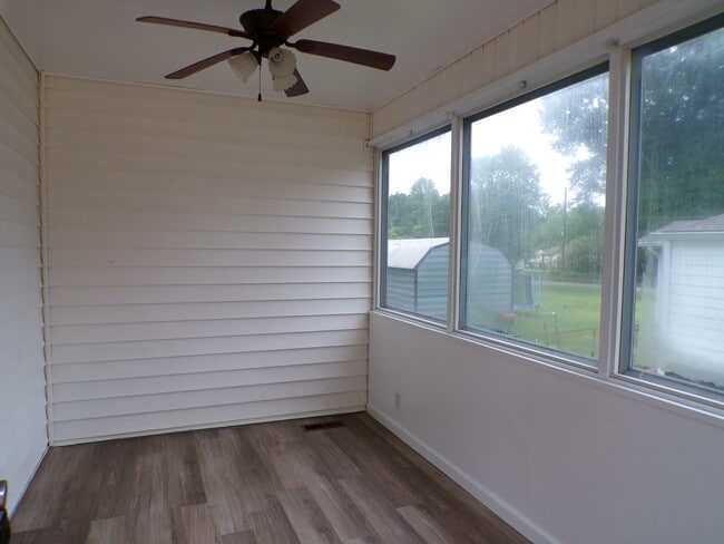 Photo - 2444 22nd St N