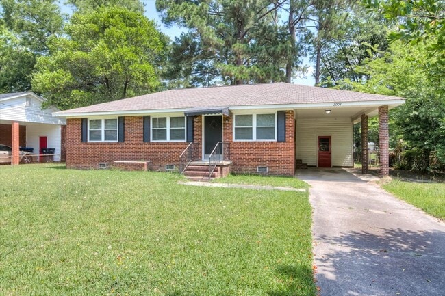 Building Photo - 2004 Shark Dr