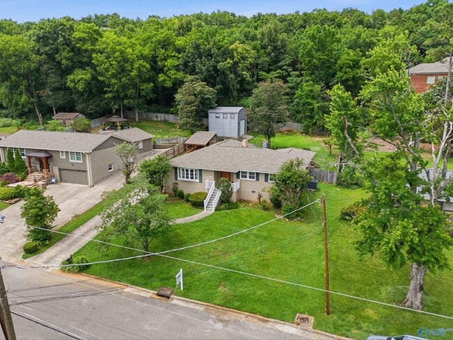 Photo - 2117 Shades Crest Rd SE