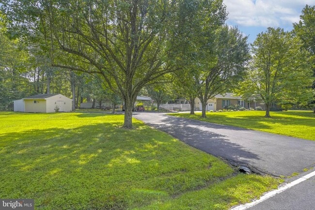 Photo - 4949 Idlewilde Rd